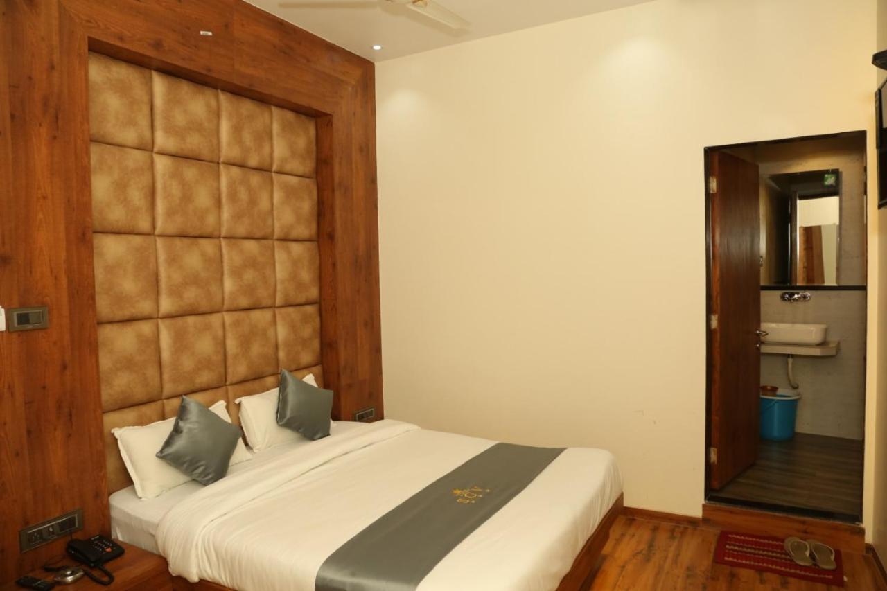 The Saroja Grand Villa Resort Bapane Экстерьер фото